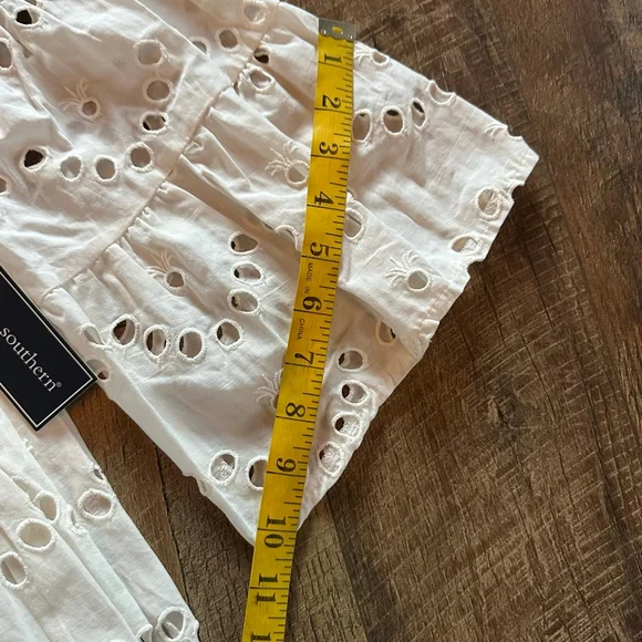 Women's Simply Southern Blouse XXL White Eyelet Long Sleeve - Picture 7 of 11